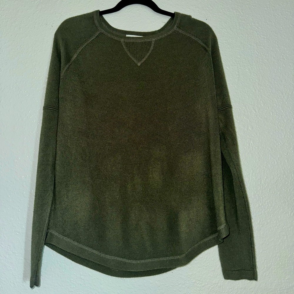 Brand is Sweet Romeo. Color is army green. Size Medium.
